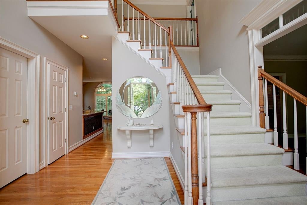 3305 Greencastle NE
