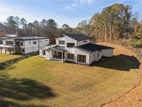 A home in Hoschton