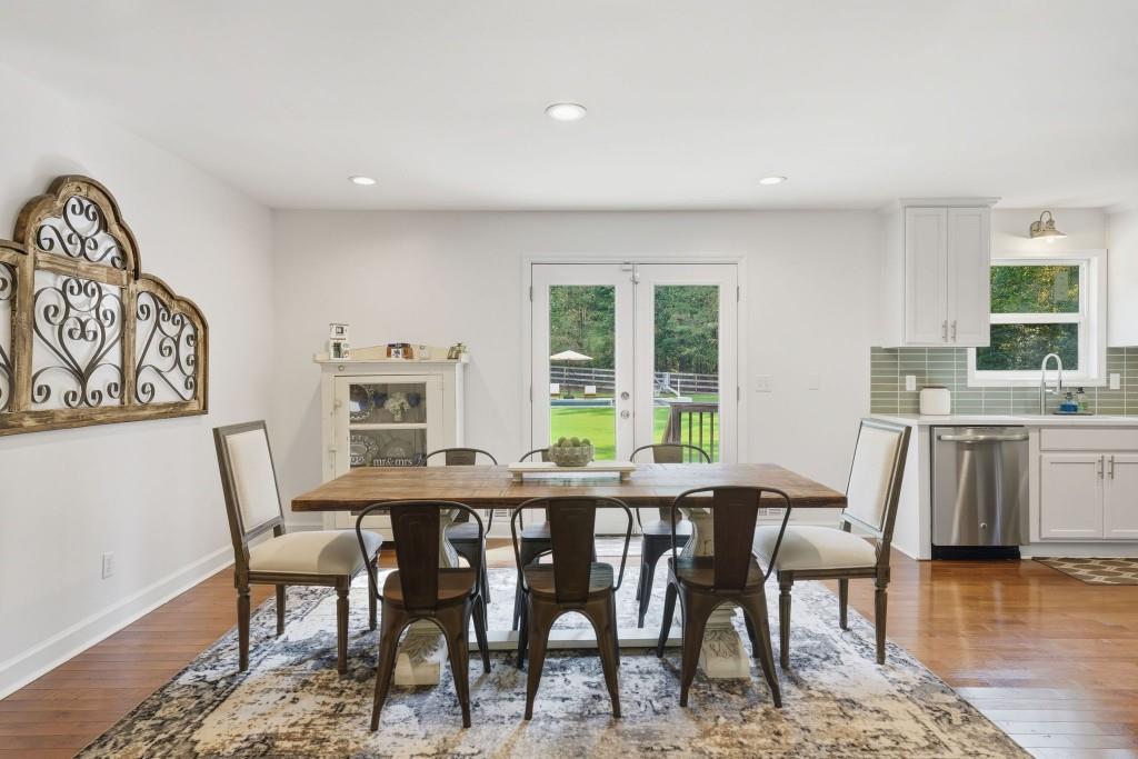 713 Emerald Ridge
