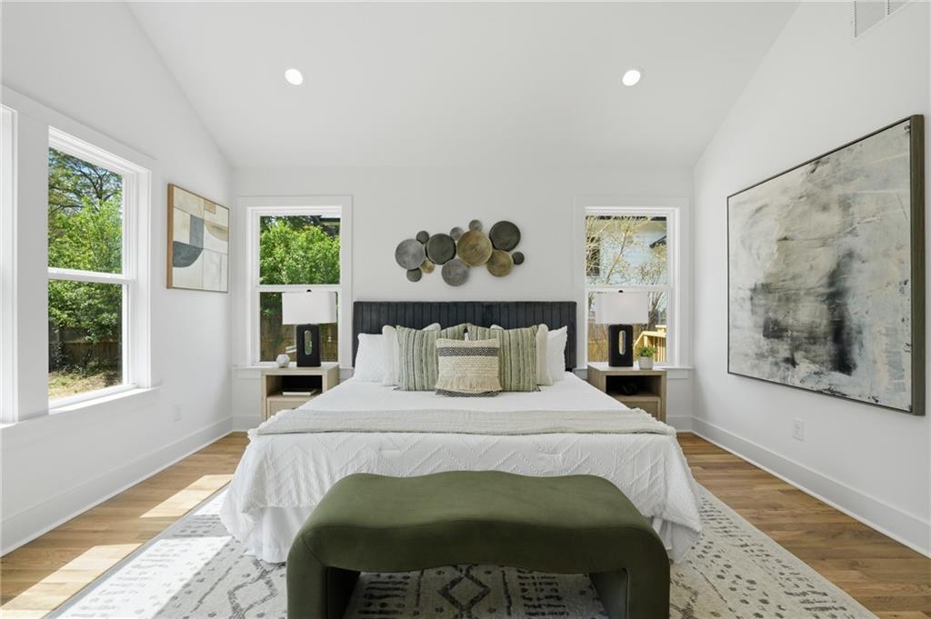 1705 Braeburn Drive SE