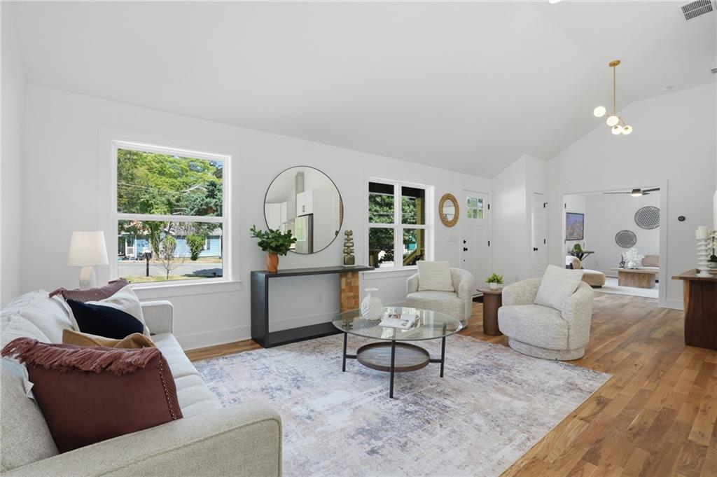 1705 Braeburn Drive SE