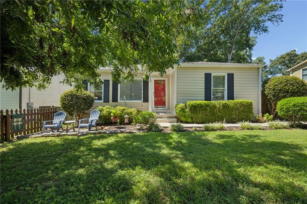 313 Eleanor Street SE