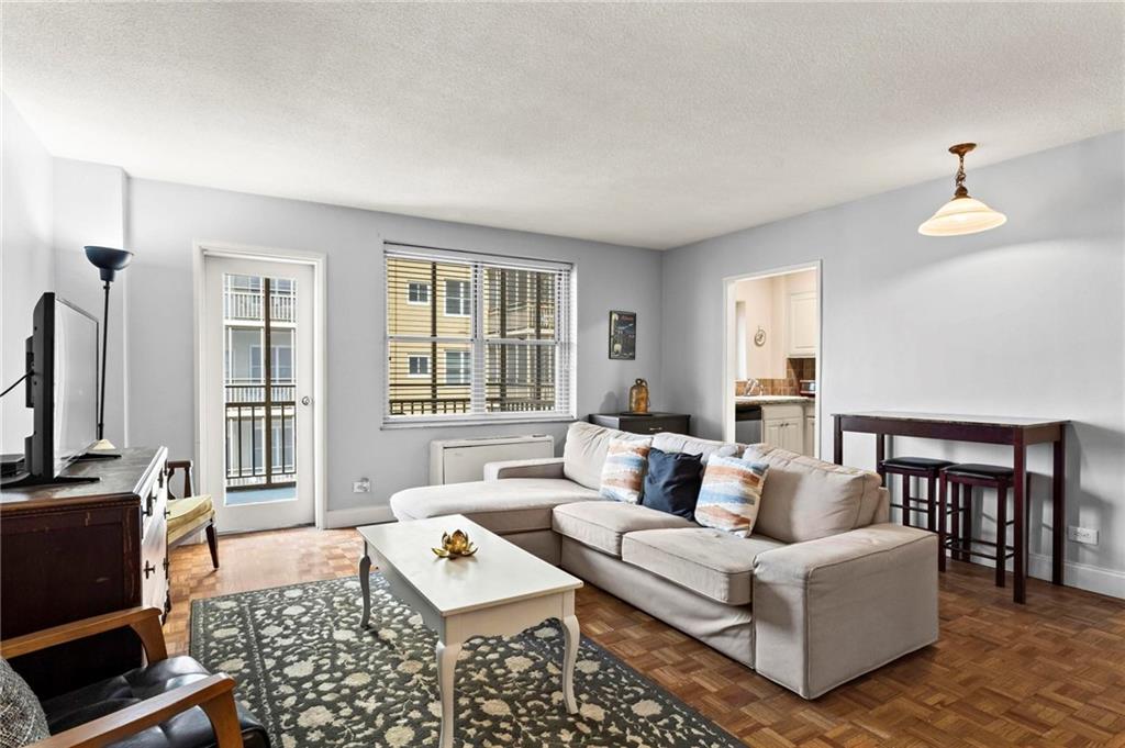 300 Peachtree Street NE 20O