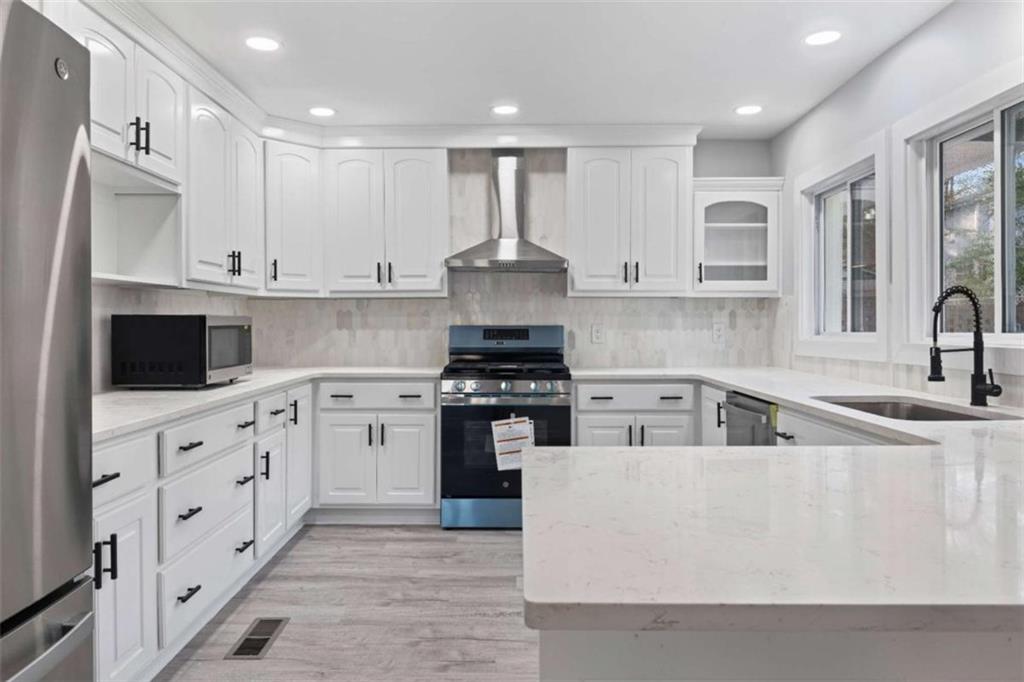 123 Meadow Lane, Calhoun, Georgia image 3
