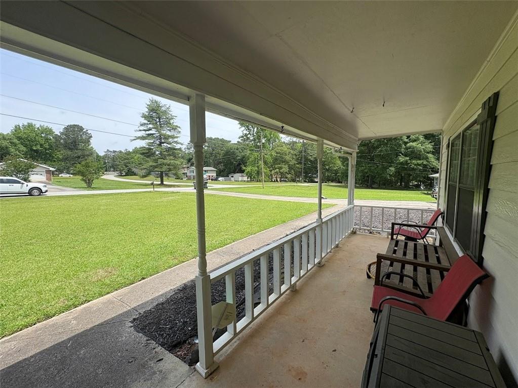 4284 Village Green Circle, Conyers, Georgia image 16