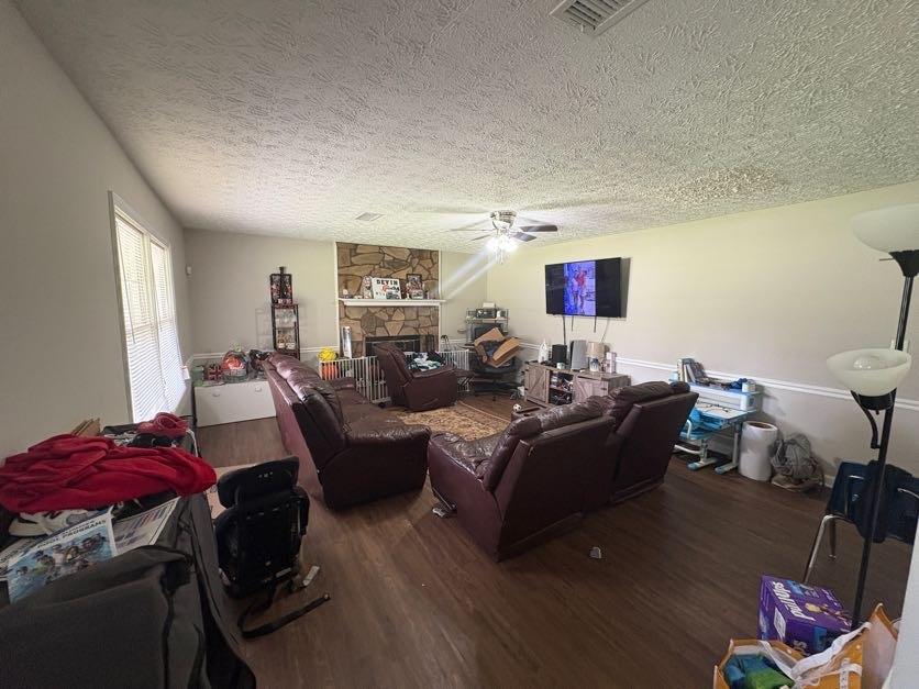 4284 Village Green Circle, Conyers, Georgia image 3