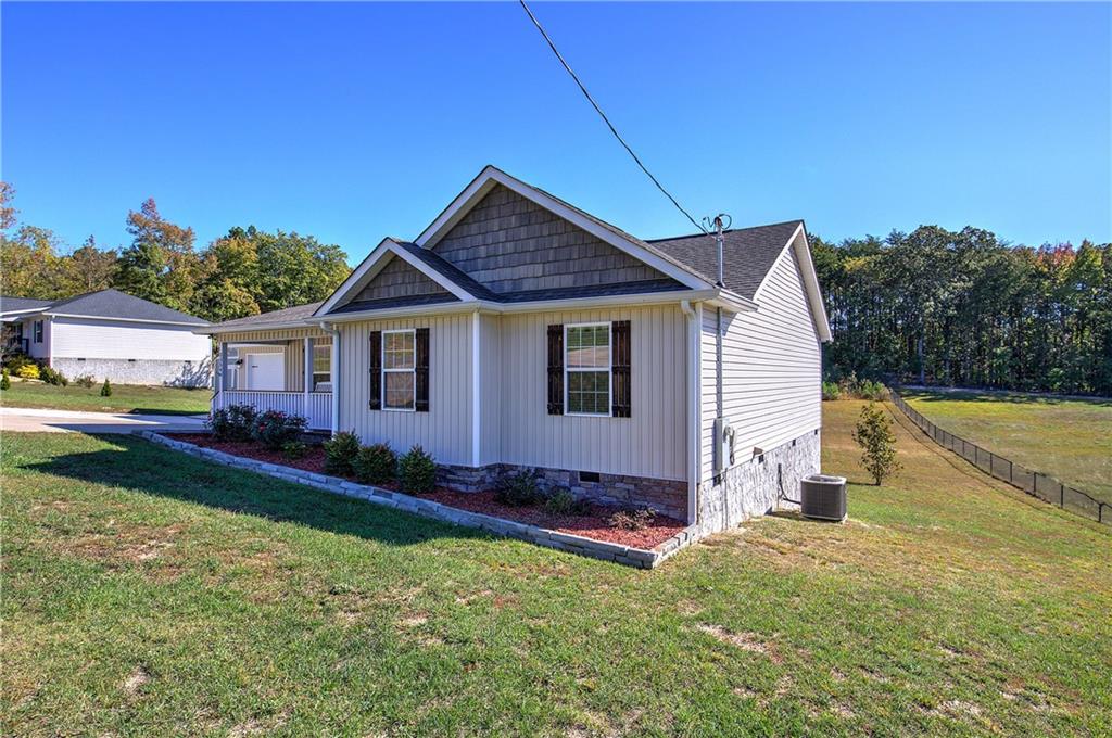 3554 Colston Lane, Tunnel Hill, Georgia image 2