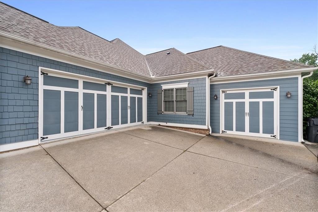 300 Towne Overlook Circle