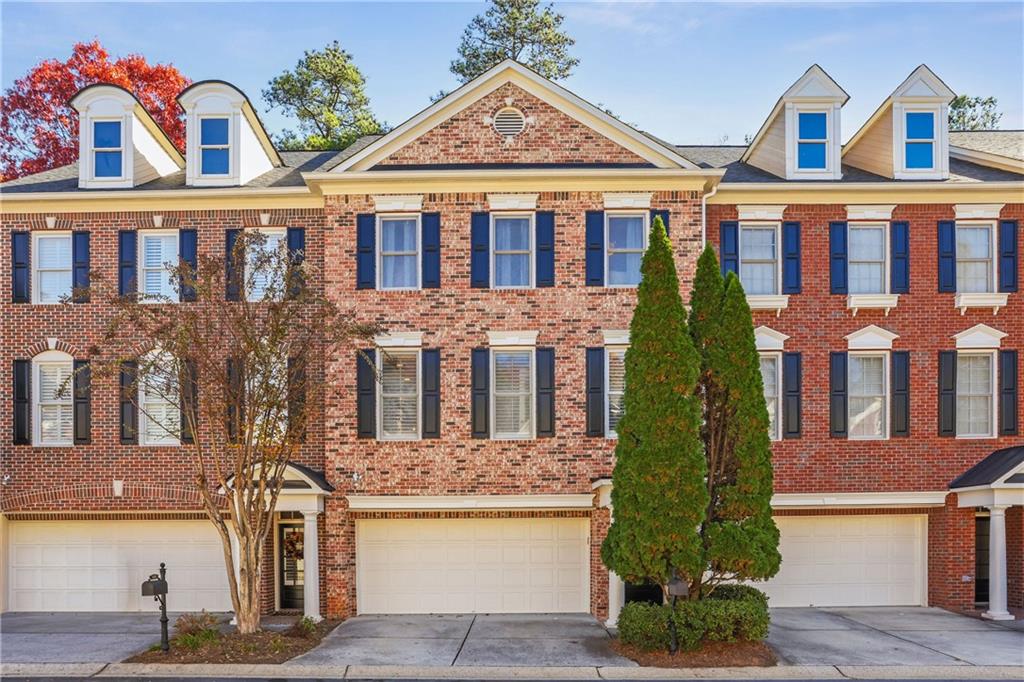 520 Vinings Estates Drive SE B04