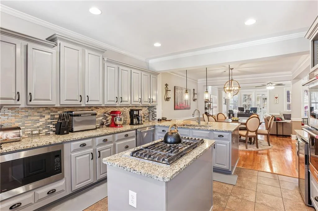 520 Vinings Estates Drive SE Unit B04