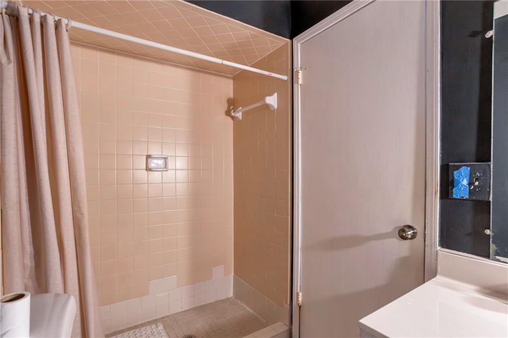 2004 Poplar Falls Road, Lithonia, Georgia image 12