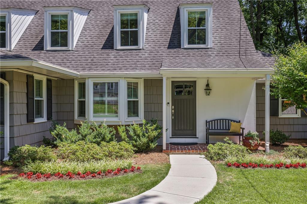 990 Winding Creek Trail