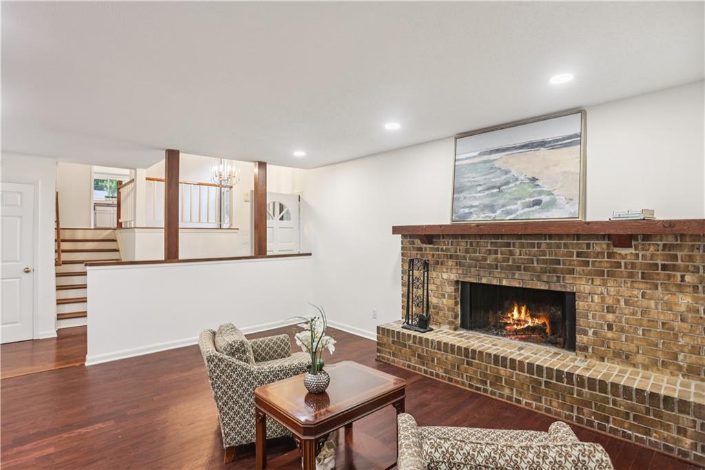 Pinecrest Townhomes - Residential