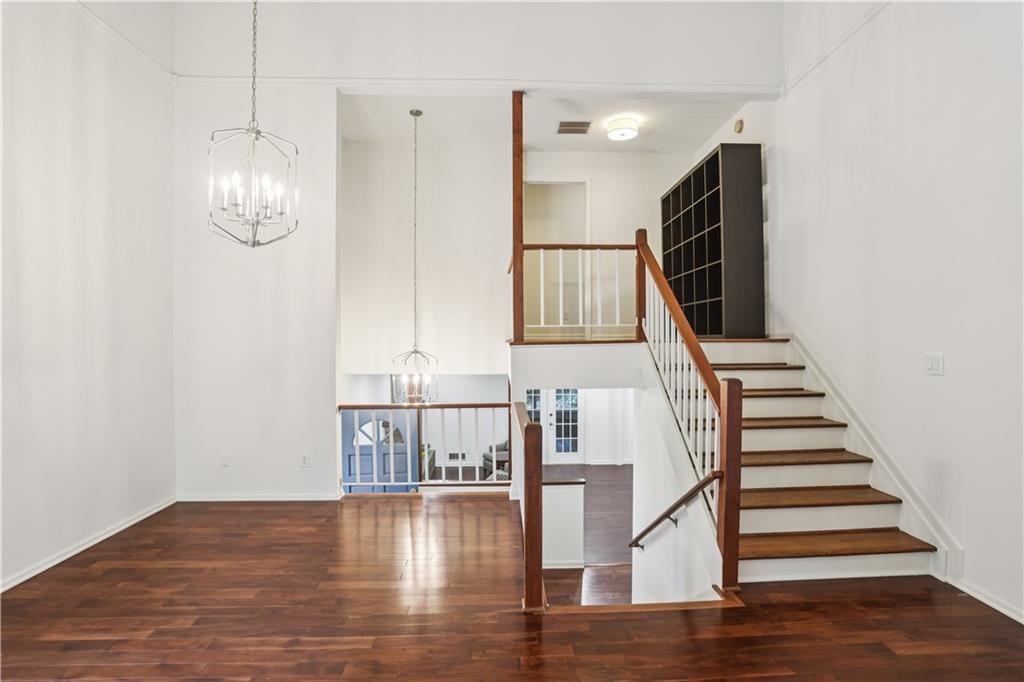 Pinecrest Townhomes - Residential