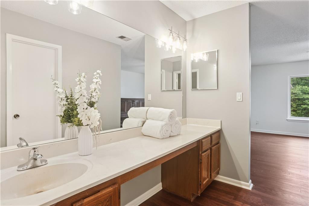 Pinecrest Townhomes - Residential