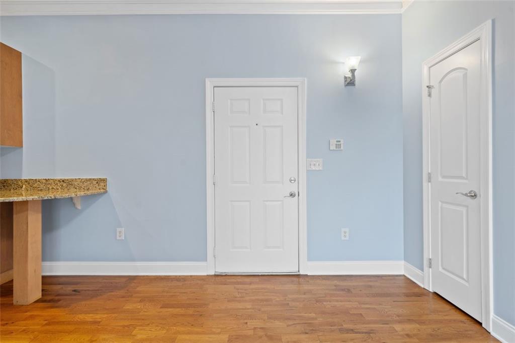 140 Alden Avenue NW 201