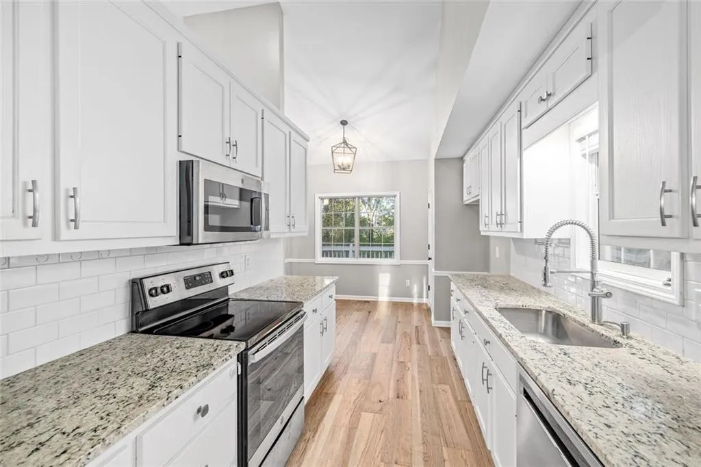 Cumming, Georgia 30040, United States, 4 Bedrooms Bedrooms, ,3 BathroomsBathrooms,Residential,Coming Soon,240725