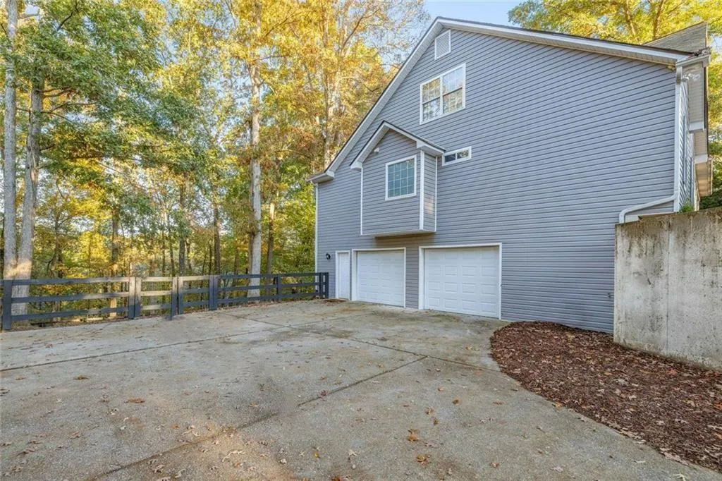 Cumming, Georgia 30040, United States, 4 Bedrooms Bedrooms, ,3 BathroomsBathrooms,Residential,Coming Soon,240725