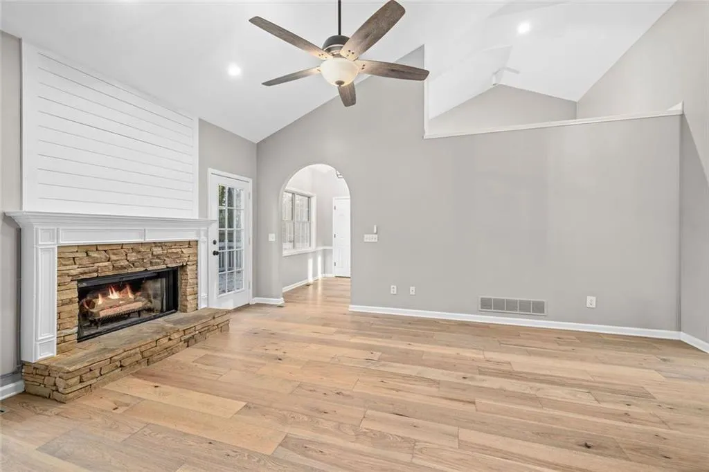 Cumming, Georgia 30040, United States, 4 Bedrooms Bedrooms, ,3 BathroomsBathrooms,Residential,Coming Soon,240725