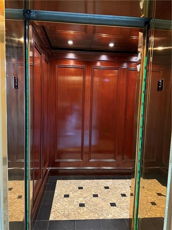 77 Peachtree Place 304