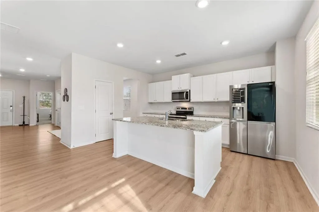 Dallas, Georgia 30132, United States, 5 Bedrooms Bedrooms, ,3 BathroomsBathrooms,Residential,Active,202645