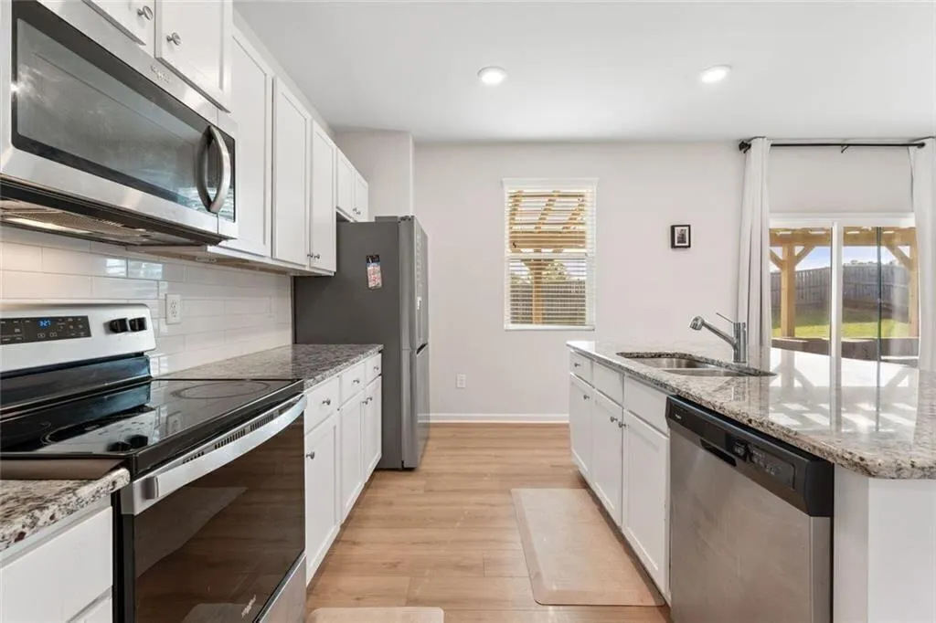 Dallas, Georgia 30132, United States, 5 Bedrooms Bedrooms, ,3 BathroomsBathrooms,Residential,Active,202645