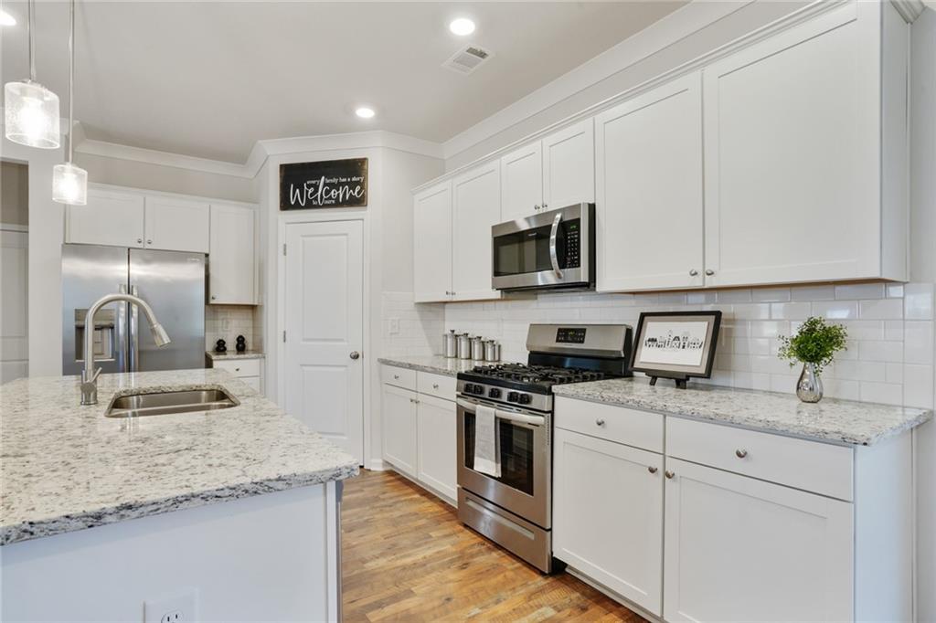 3891 Shelleydale Drive, Powder Springs, Georgia image 7