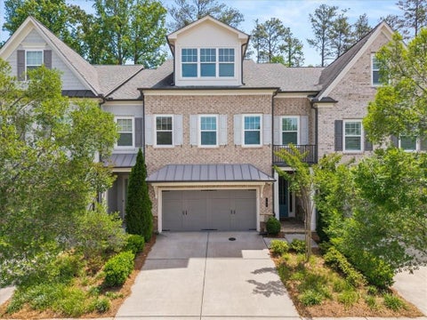 Townhouse For Sale - 100 Calder Drive<br/> Alpharetta, GA 30009