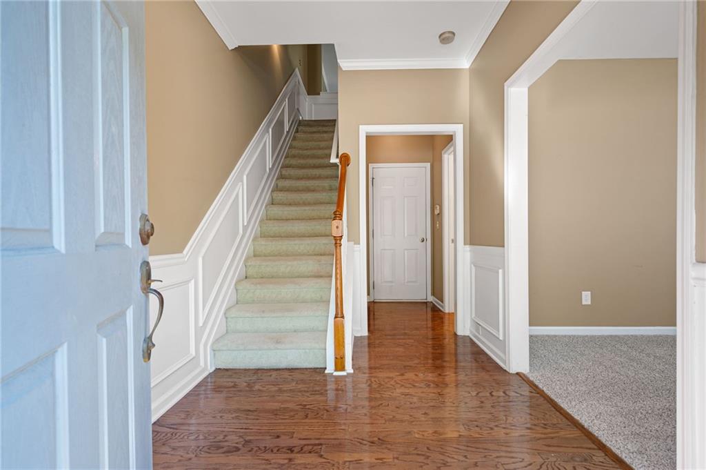 3331 Chastain Gardens Drive NW