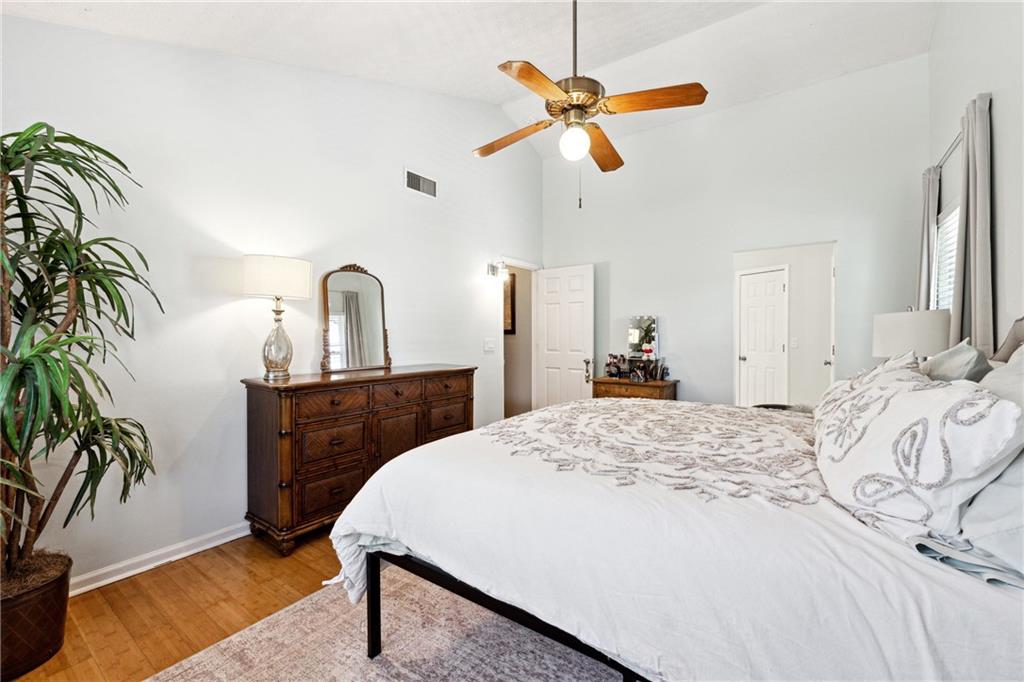 4031 E Meadow Drive, Duluth, Georgia image 20