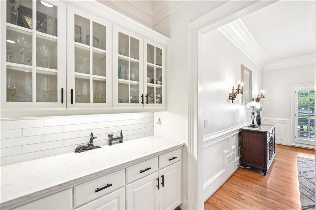 8250 Saint Marlo Fairway Drive, Duluth, Georgia image 11