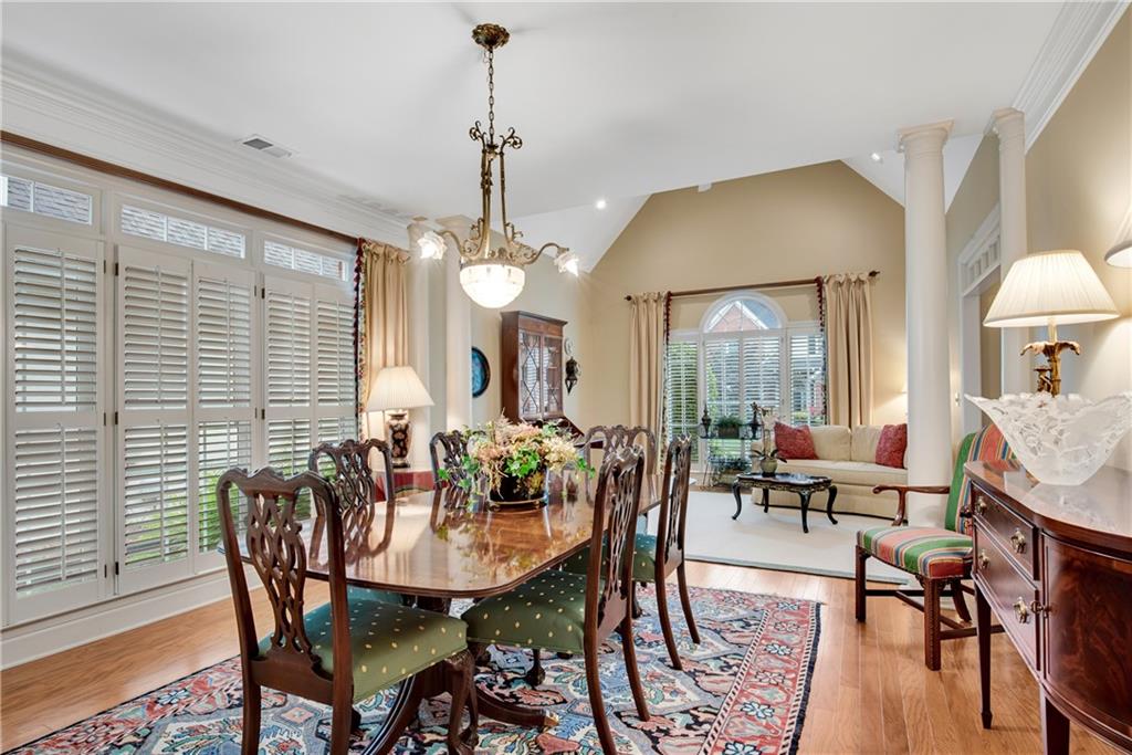 LAFAYETTE SQUARE - Residential
