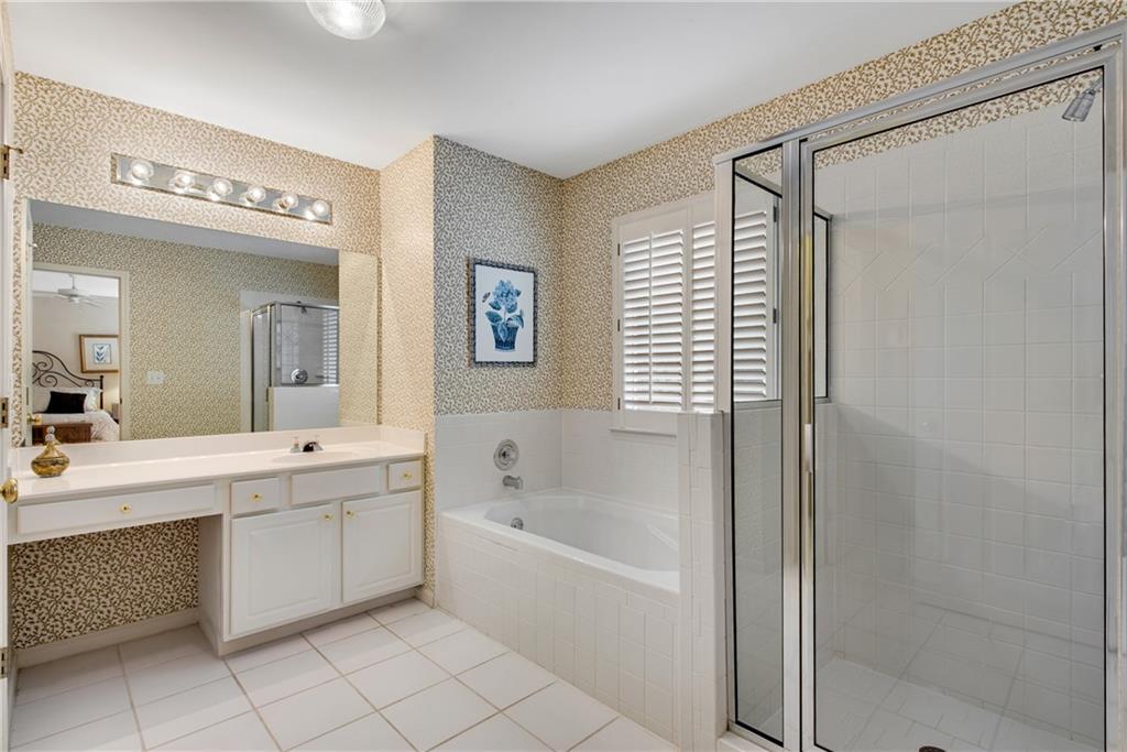 LAFAYETTE SQUARE - Residential
