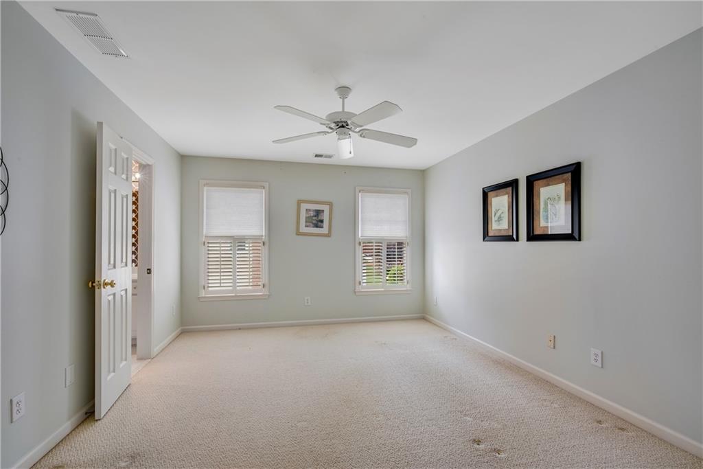 LAFAYETTE SQUARE - Residential