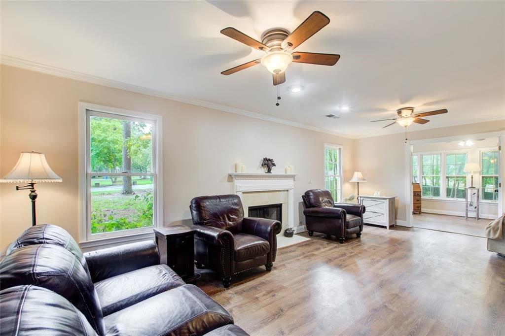 1870 SHADY CREEK Lane