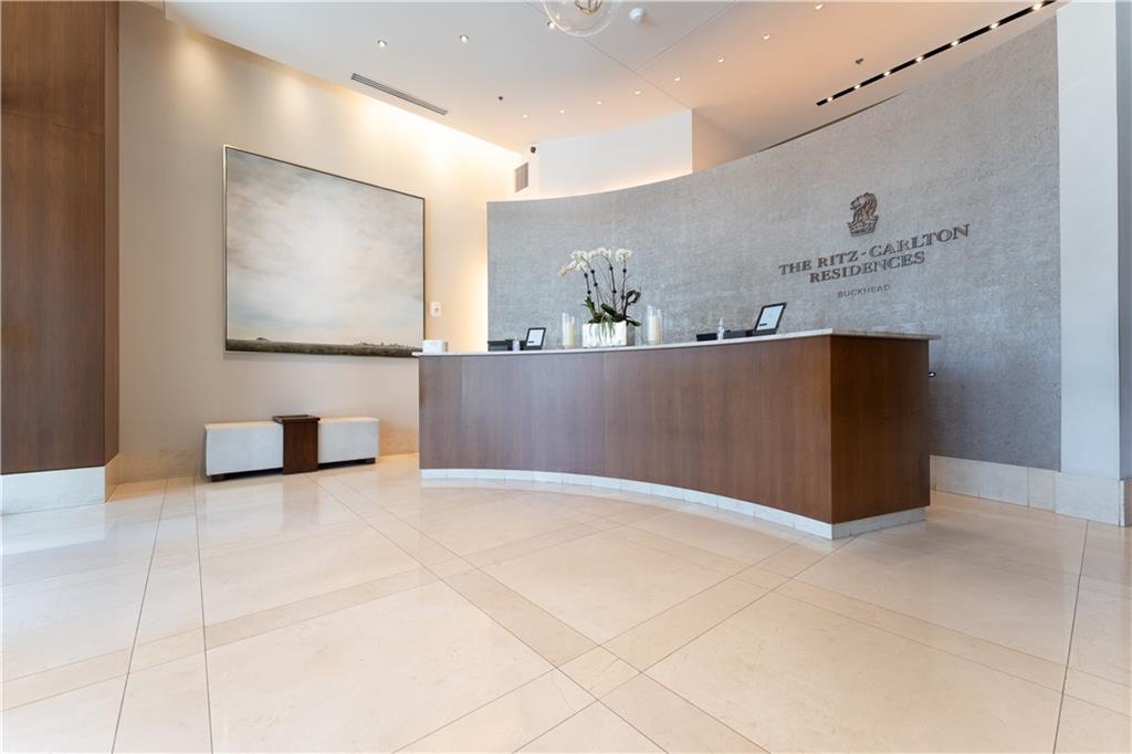 3630 Peachtree Road NE 2706