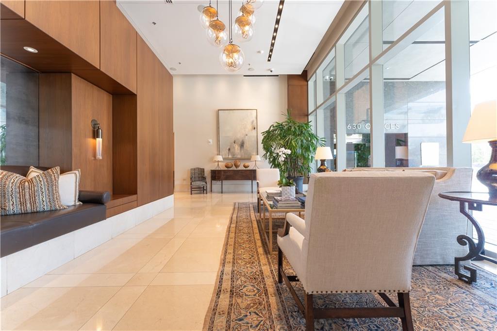 3630 Peachtree Road NE 2706