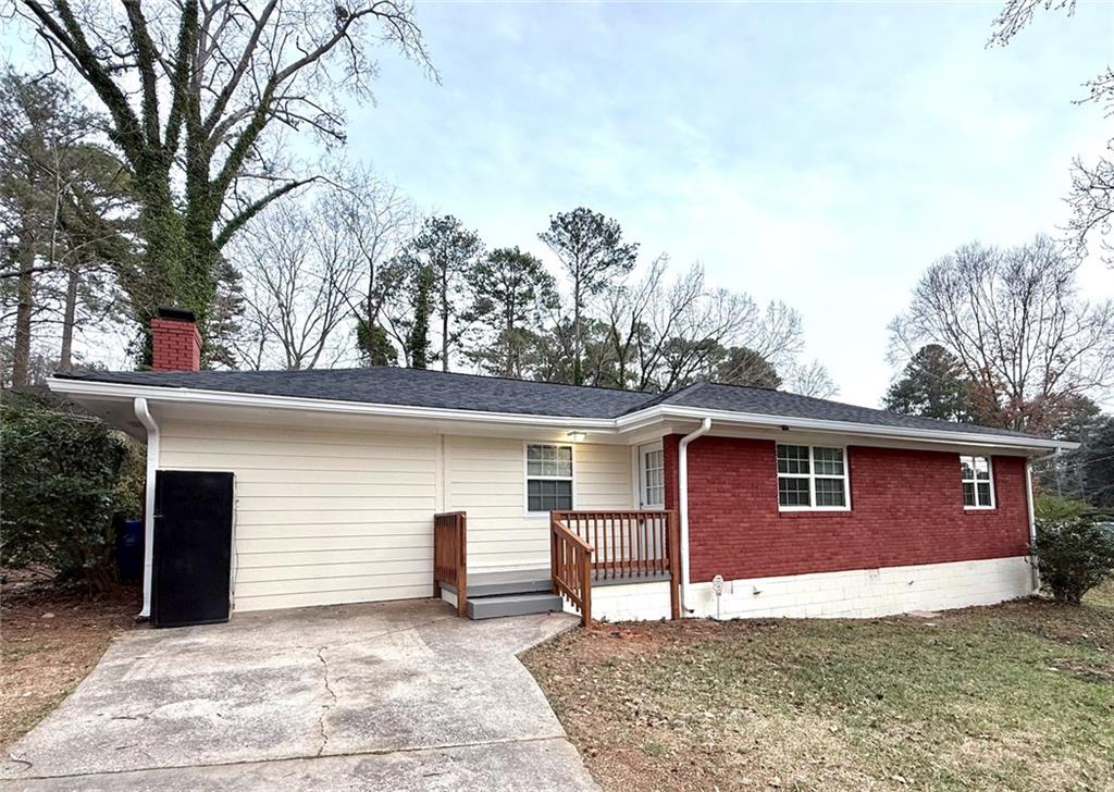 2182 Rosewood Road
