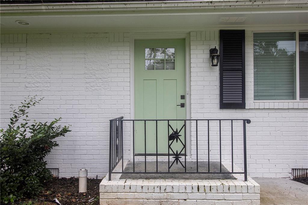 1595 Moncrief Circle