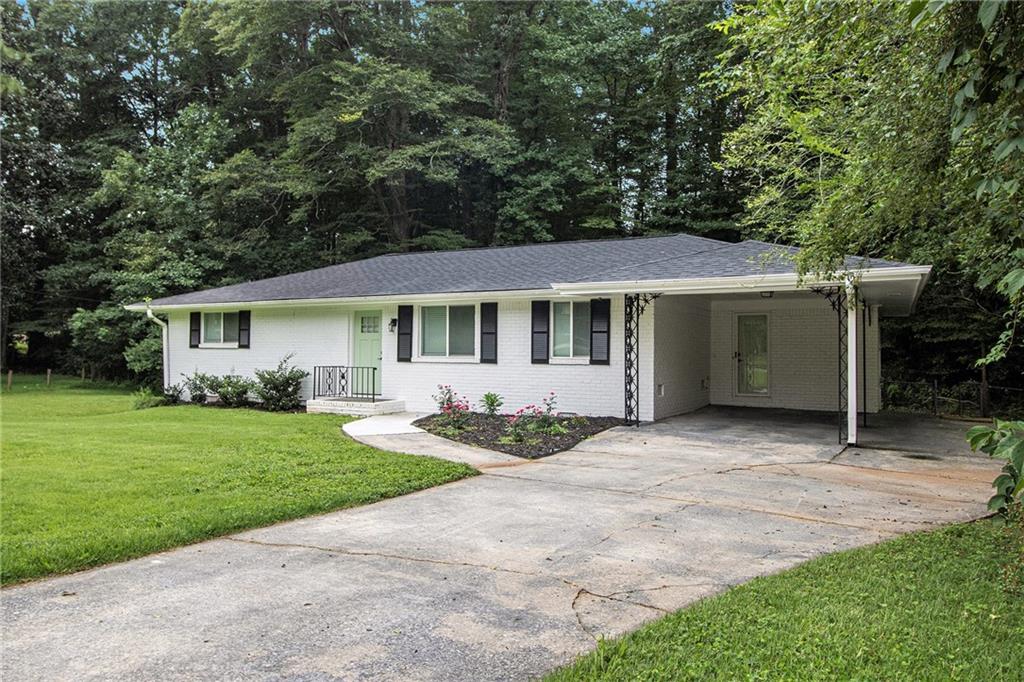 1595 Moncrief Circle