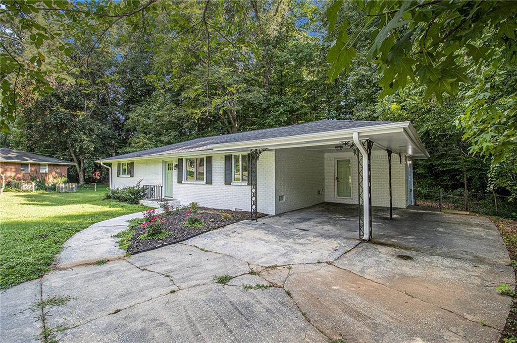 1595 Moncrief Circle