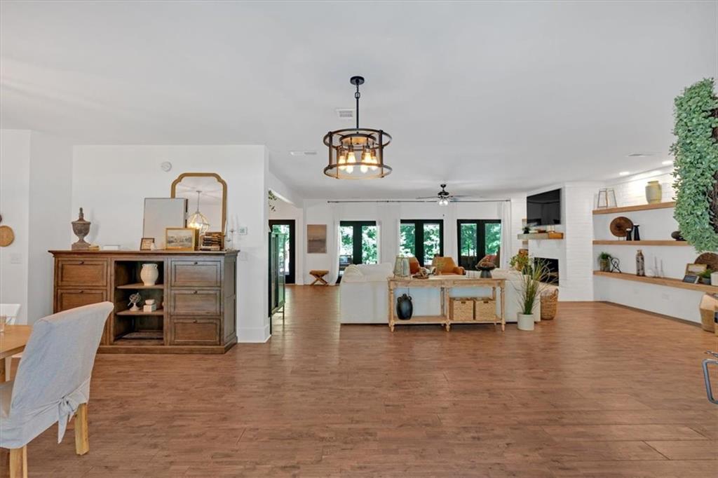 1421 Hendon Road