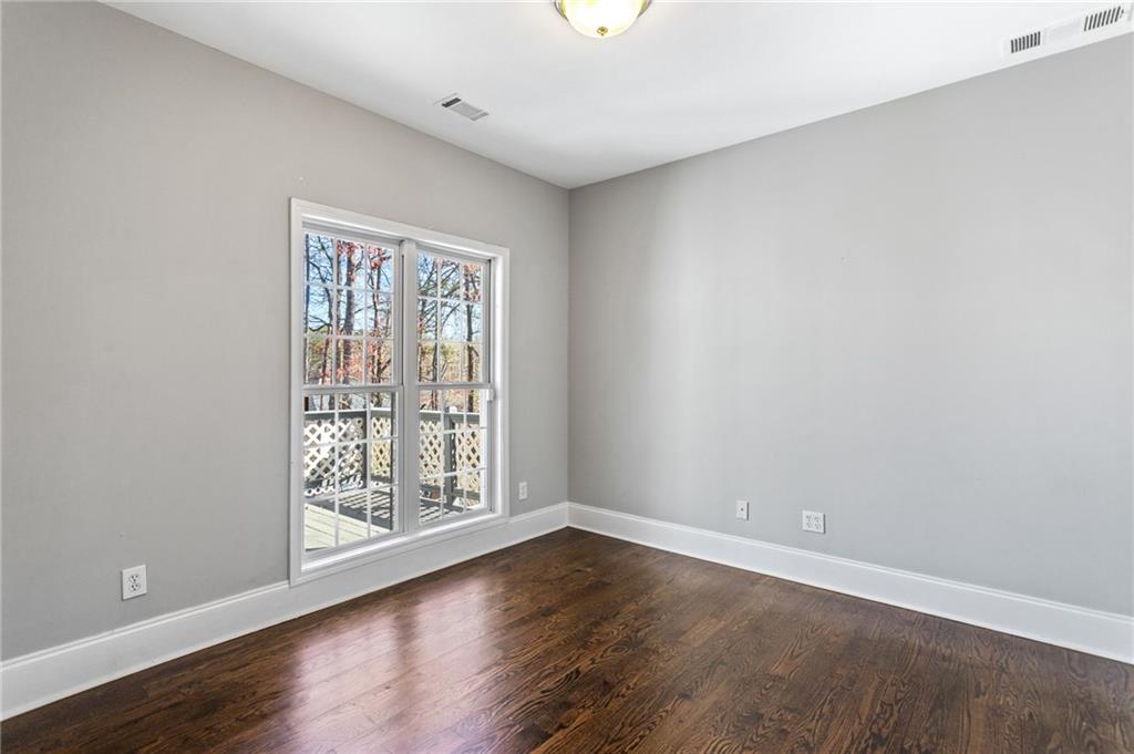 525 James Lee Drive, Suwanee, Georgia image 34