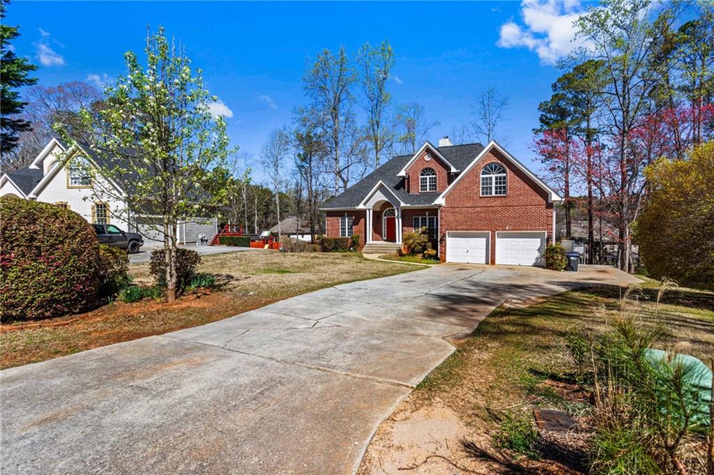 525 James Lee Drive, Suwanee, Georgia image 5