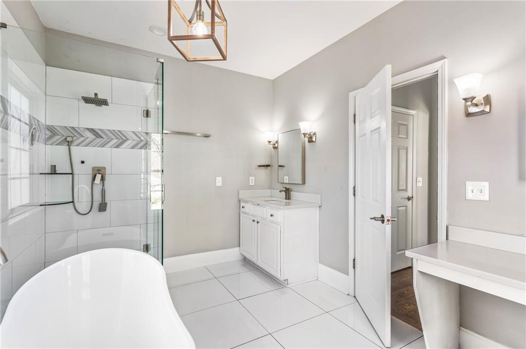 525 James Lee Drive, Suwanee, Georgia image 48