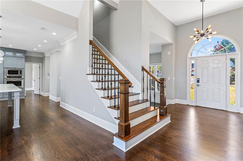 525 James Lee Drive, Suwanee, Georgia image 8
