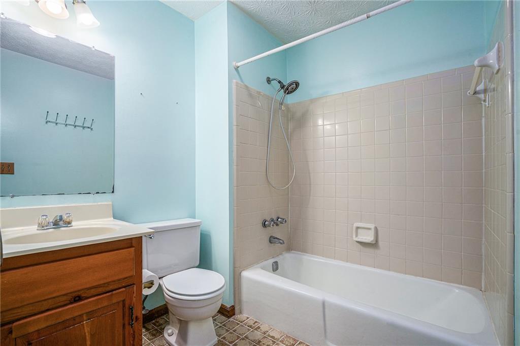 Kings Crossing II - Residential