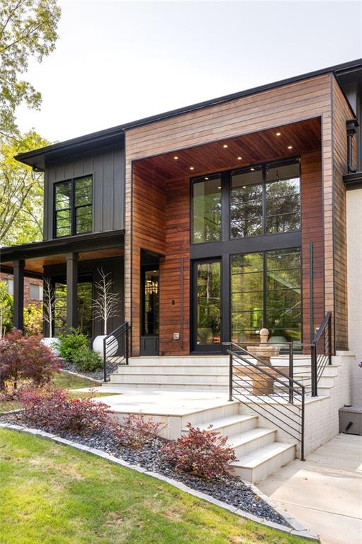 2469 River Oak Drive