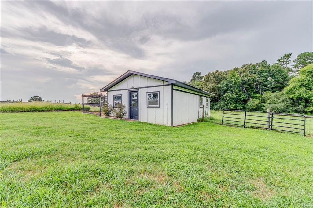 311 LANGSTON Road SE