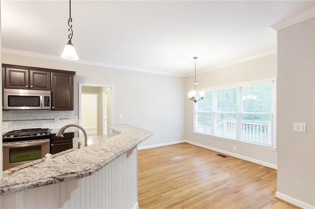 5065 Hickory Hills Drive, Woodstock, Georgia image 10
